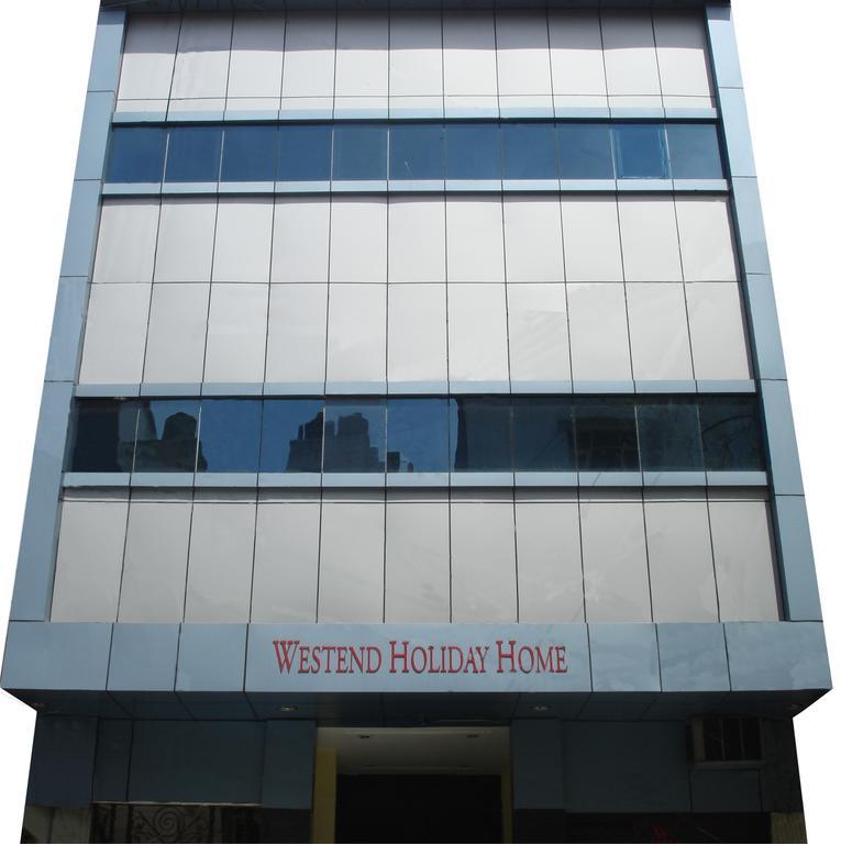 Hotel Westend Holiday Home 5 Mint From Nizamuddin Railway Station New Delhi Bagian luar foto