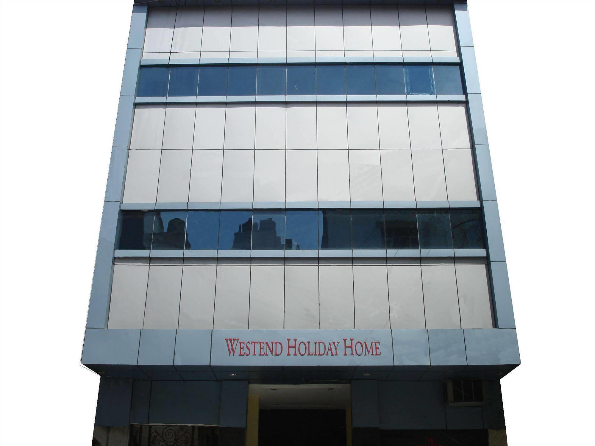 Hotel Westend Holiday Home 5 Mint From Nizamuddin Railway Station New Delhi Bagian luar foto